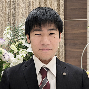 広島市で葬儀・葬式・家族葬ができる式場 家族葬の広仏 段原のスタッフ